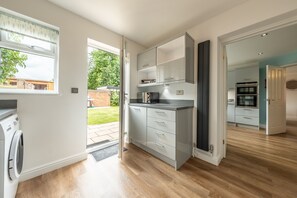 Microwave, dishwasher, highchair - Langdale (4), Heacham, Norfolk (Heacham)