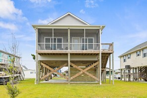Exterior - Perfectly SeaSun'd | Steps to Beach + Canal Front! (Surf City)