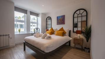 2 slaapkamers, een strijkplank/strijkijzer, wifi, beddengoed