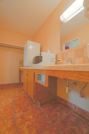 Towels - Vali Ho Motel By OYO Weslaco Mercedes (Weslaco)