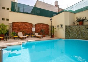 Pool - Amazing Location - 1 block to beach (Puerto Vallarta)
