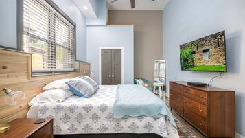 1 bedroom, desk, iron/ironing board, free WiFi