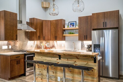 Enjoy Downtown Pagosa Springs! 1 Bdrm Deluxe!