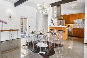 Dining - Aqua House - Luxury Midcentury Pool Retreat (Palm Springs)