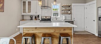 Modern and Spacious Downtown House