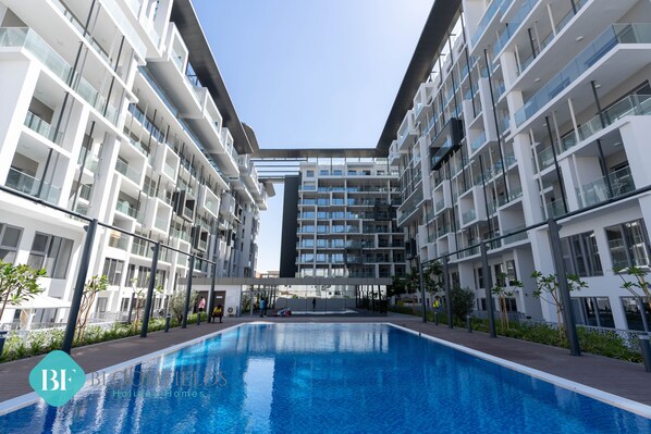 Exterior - Executive 1 BR in Oasis - 2 (Abu Dhabi)