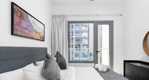 1 bedroom, in-room safe, iron/ironing board, free WiFi - Executive 1 BR in Oasis - 2 (Abu Dhabi)