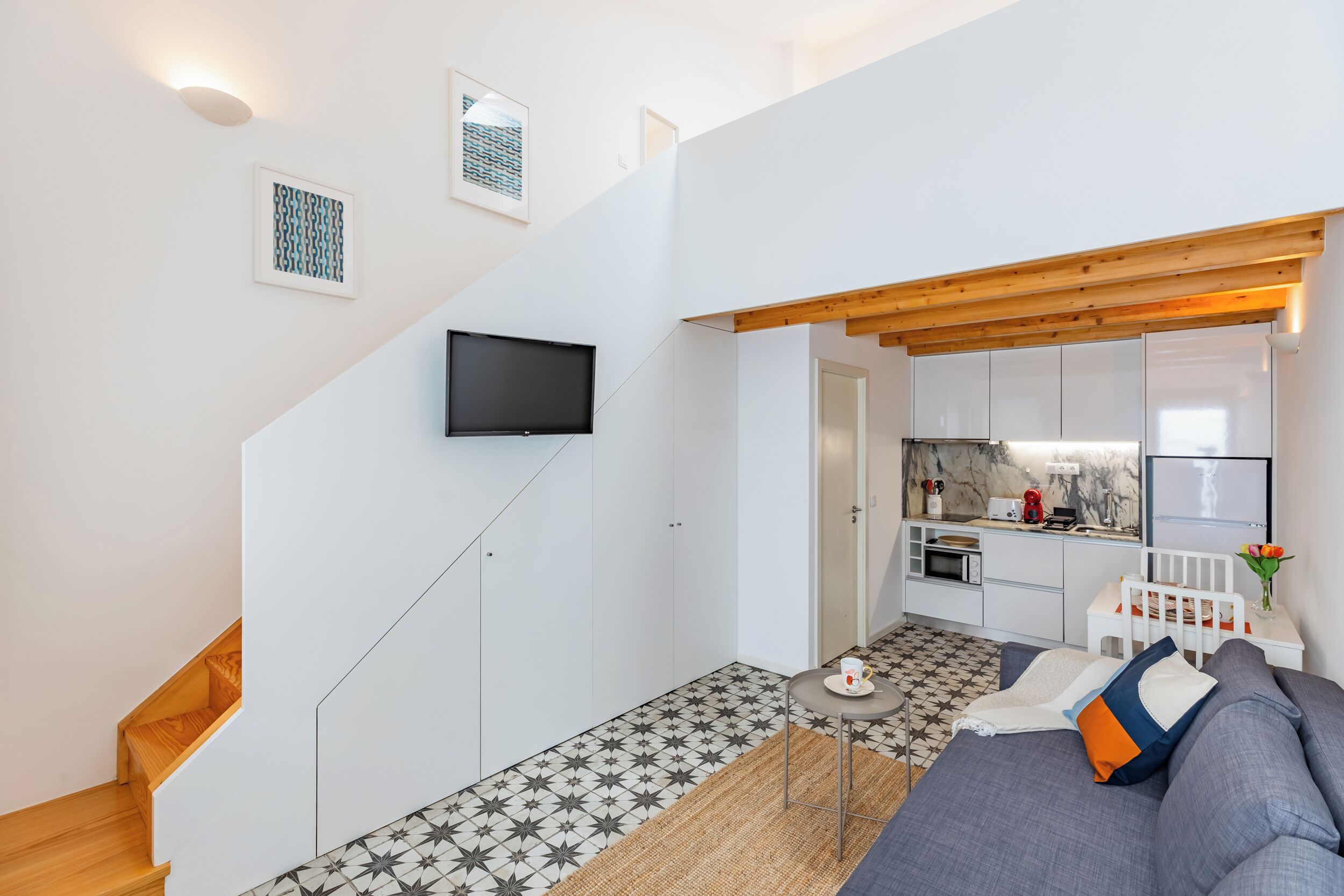 Comfort House | Living area | Flat-screen TV