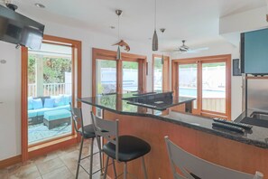 Interior - K1250 Pink Pearl. Private Pool, Tiki Bar, Hot Tub, Game Room, Foosball Table! (Nags Head)