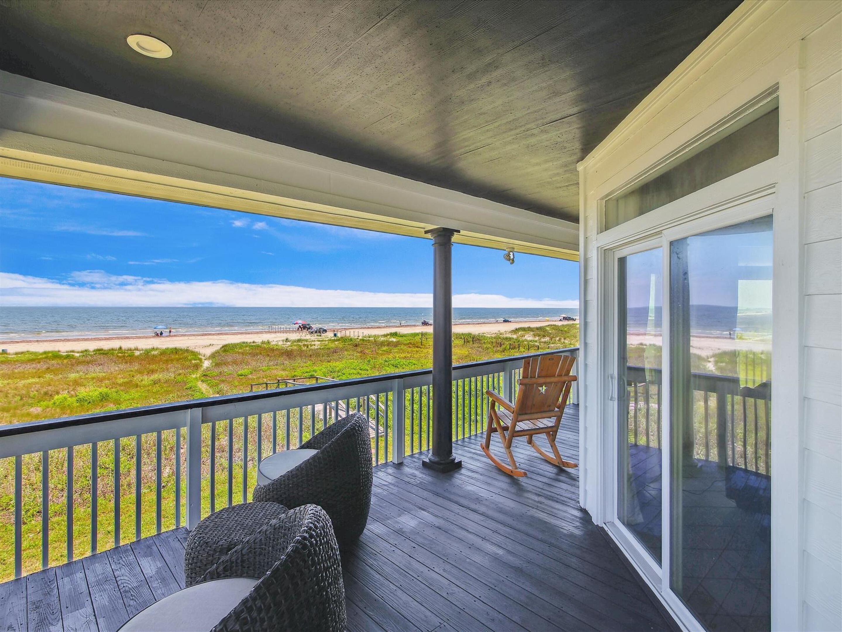 Oceanside Paradise | Pet Friendly, Great Views!