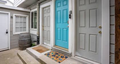 Capitola Village Bungalow - 2 Blocks from the Sand