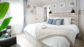 2 soverom, skrivebord, reiseseng for barn og wi-fi