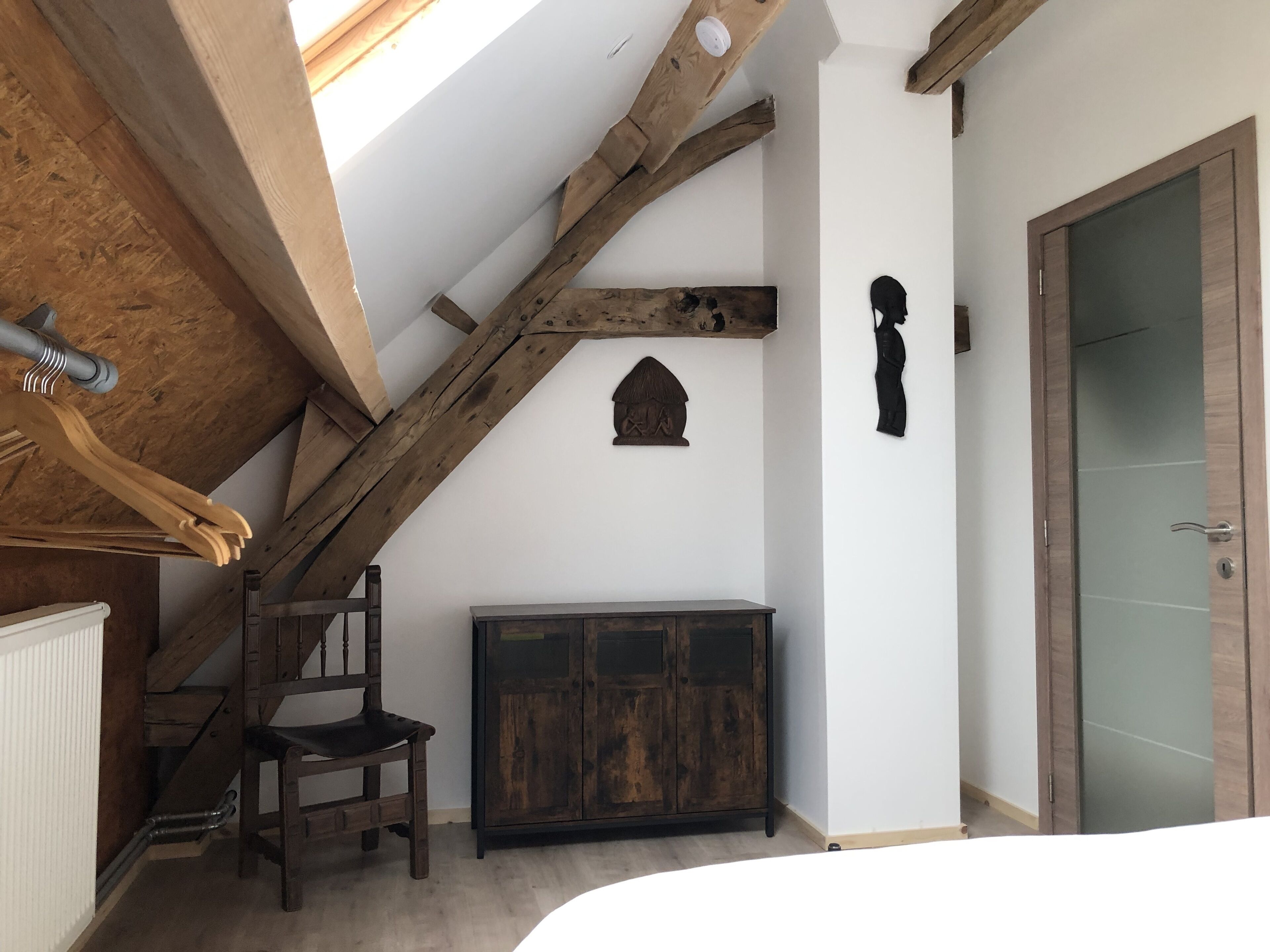 3 chambres, fer et planche à repasser, lit parapluie, Wi-Fi gratuit