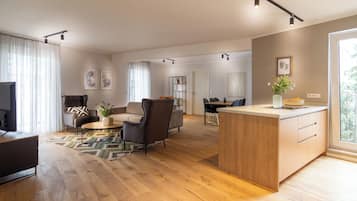 Superior Apartment, Harbour View | Living area | Flat-screen TV, Netflix, streaming services