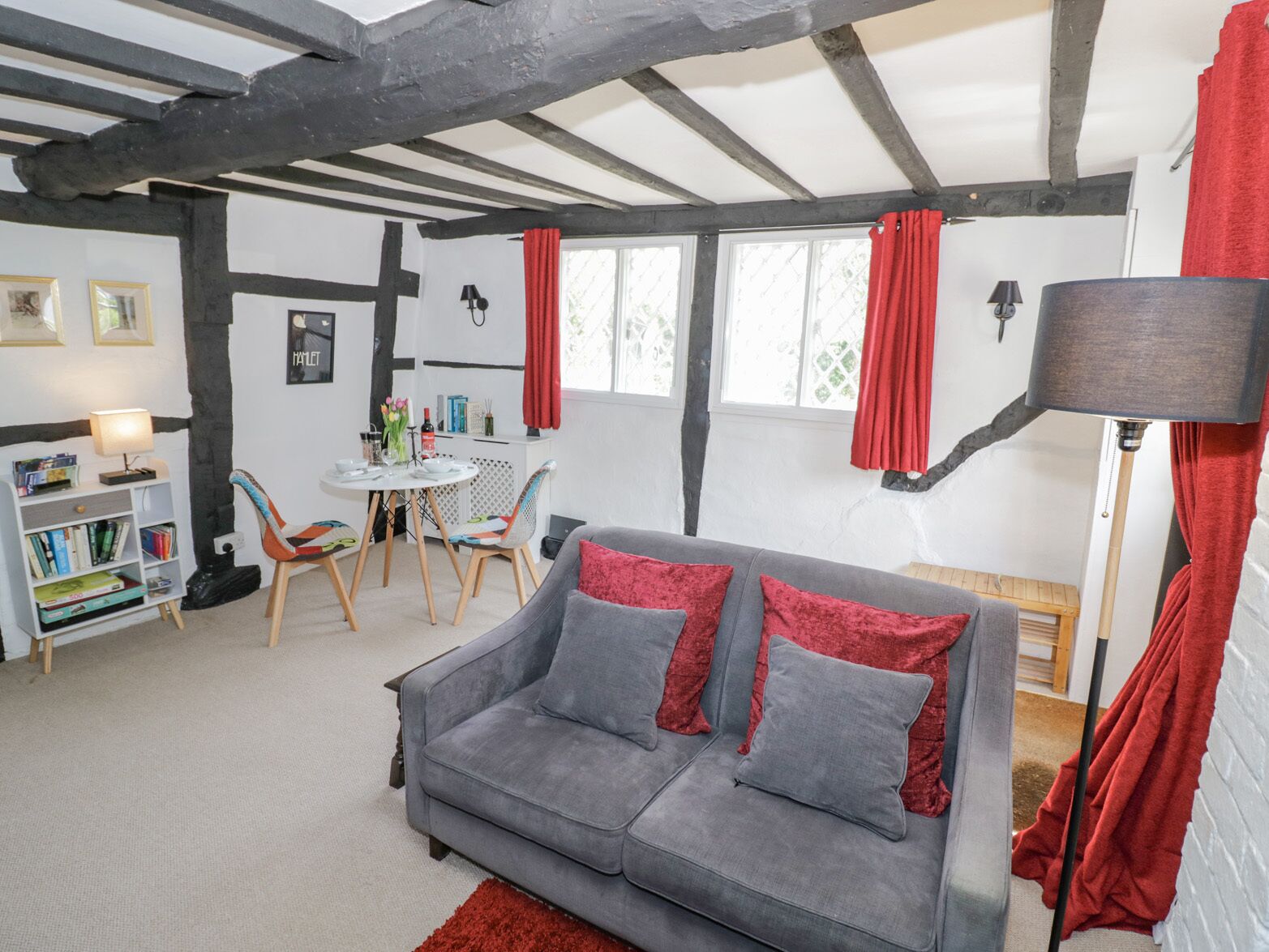 Bluebell Cottage, Pet Friendly, With A Garden In Shottery - Worcestershire