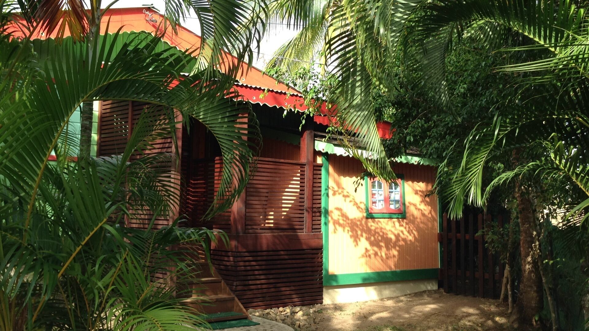 Creole style one bed apt.3