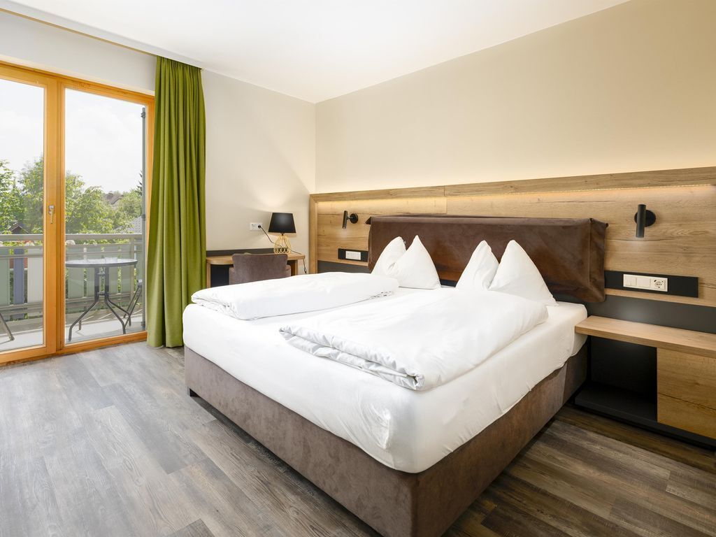 Doppelzimmer Komfort - Finkensteiner Hof, Dion Hotels & Resorts Gmbh - Villach