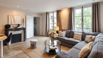 TV, DVD player, stereo