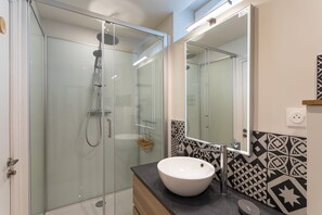 Hair dryer, towels - Suite Or - Appt, centre historique de Rennes (Rennes)