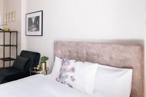 1 bedroom, iron/ironing board, WiFi, bed sheets - Arbio I Design Studio Deutsche Oper Berlin (Berlin)
