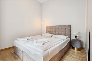 Iron/ironing board, free WiFi, bed sheets - Arbio I Design Studio near Deutsche Oper Berlin (Berlin)