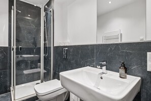 Haartrockner, Handtücher