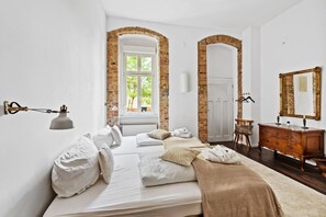 1 bedroom, desk, iron/ironing board, WiFi - Arbio I Rustic Loft in Reuterkiez (Berlin)