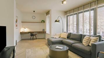 Télévision, espaces bureaux