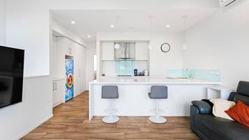 Flatskjerm-TV, Netflix og strømmetjenester