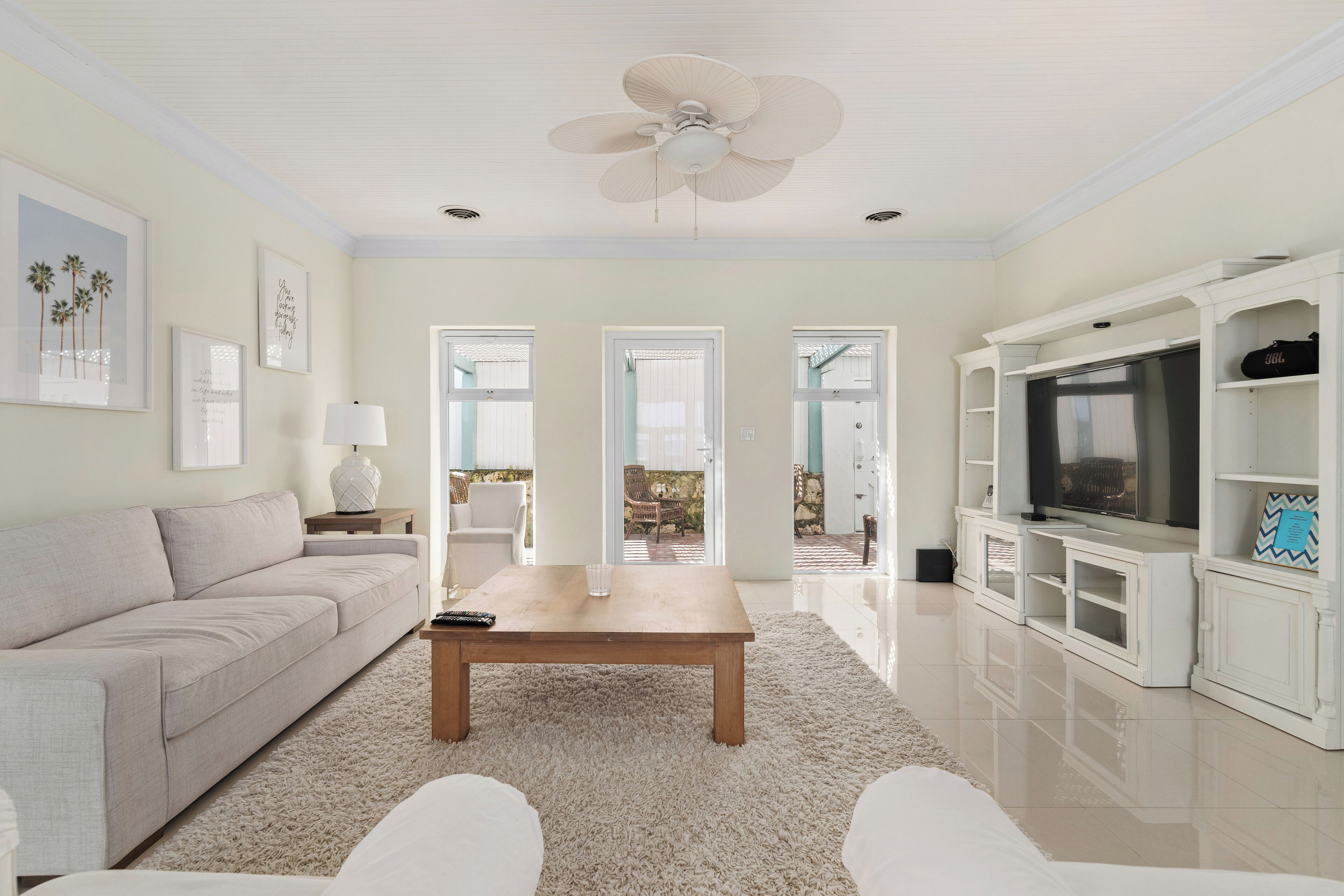 スマートテレビ、暖炉