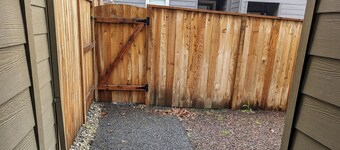 Relaxing unit w/ kitchenette - Walking distance to Edgefield Concerts