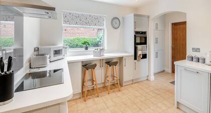 3 bedroom accommodation in Alne, near York