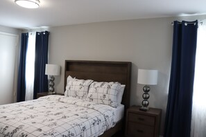 5 habitaciones, tabla de planchar con plancha, wifi y ropa de cama