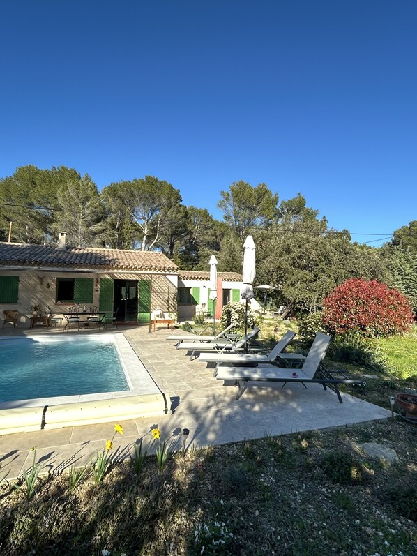 Piscine extérieure, piscine chauffée