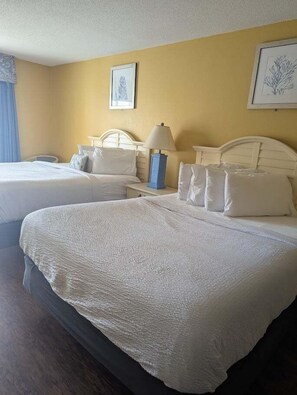 1 dormitori, planxa i posts de planxar, wifi gratuïta i roba de llit 