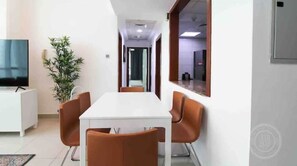 Dining - Bright & Spacious 3BR in Dubai Marina by AirDHP (Dubai)