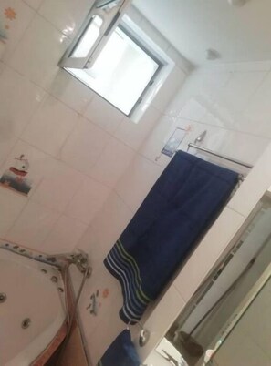 Shower - Sofia Palms: Modern apartment with a large terrace (Sofia)