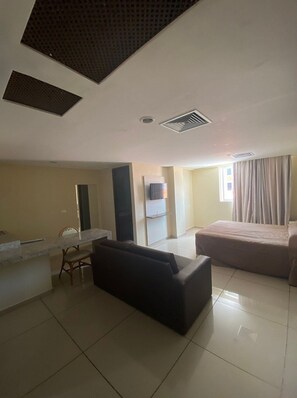 1 bedroom, free WiFi, bed sheets - Imperial Suítes (João Pessoa)