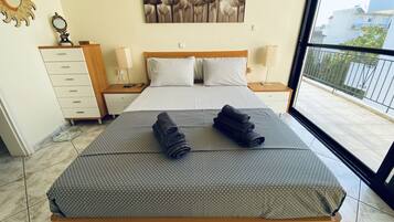 2 Schlafzimmer, Bügeleisen/Bügelbrett, kostenloses WLAN, Bettwäsche