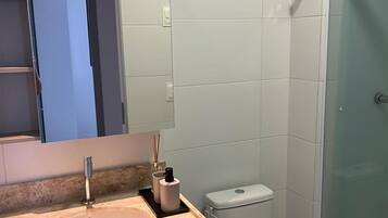Apartment | Bathroom