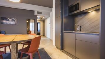 Appartamento Deluxe, 2 camere da letto | Cucina privata | Seggiolone