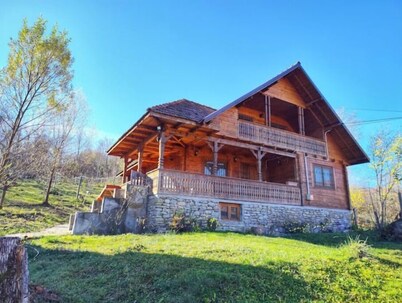 La sat, a Romanian traditional house built from natural materials
