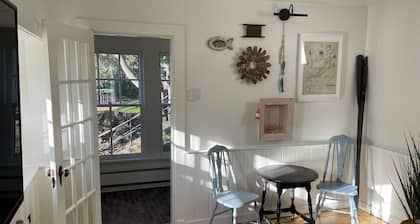 The Bungalow @ Elm is located in the heart of Old Town Marblehead, MA.