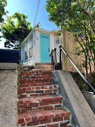 The Bungalow @ Elm is located in the heart of Old Town Marblehead, MA.