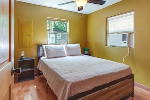 2 Schlafzimmer, Schreibtisch, Internetzugang, Bettwäsche