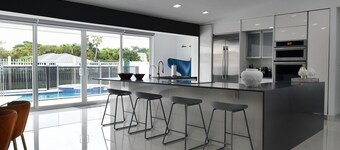 Miami Luxury Escape w/Heated Pool/Jacuzzi & BBQ