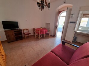 Living area - Dwelling "Horse Cliff" (Torre Santa Sabina)