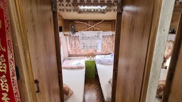 2 makuuhuonetta, Wi-Fi, vuodevaatteet