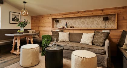 Serviced Luxury Chalet Evi Kaprun