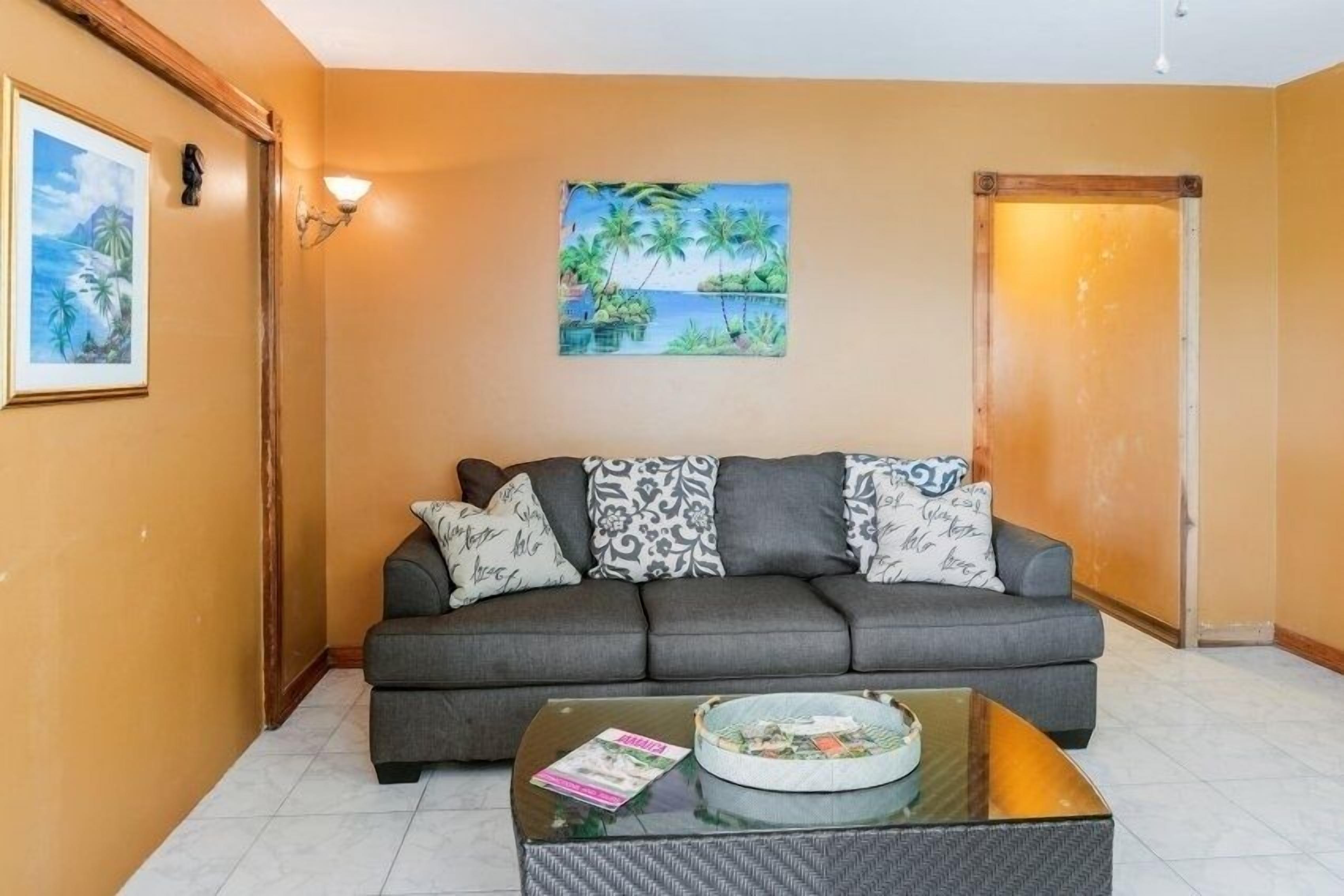 Yanceylargo Estate - Newly Renovated 3 Br Villa W Gorgeous Mountain Views By Redawning - Montego Bay